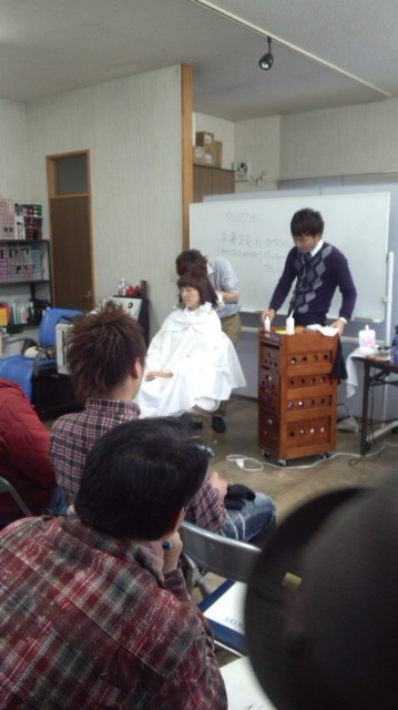 http://www.hairs24.jp/blog/images/111128_150613.jpg